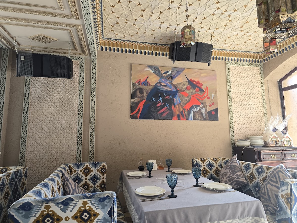 Restaurant Caravan-3